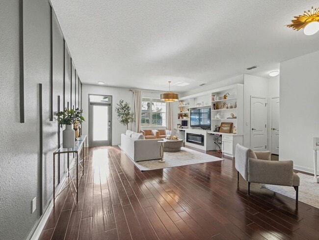 Photo - 1098 Harmony Ln