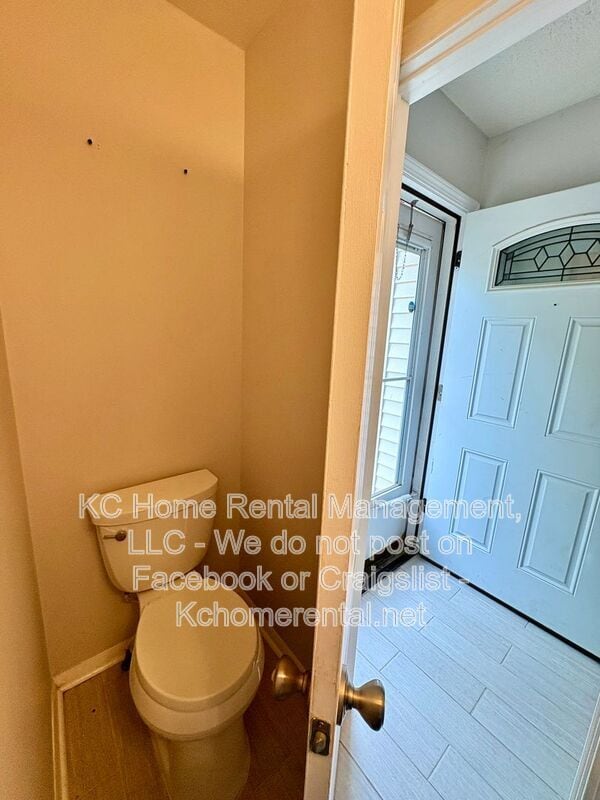 Photo - 8027 N Stoddard Ave