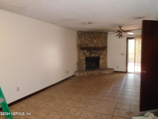 4346 Windergate Ct