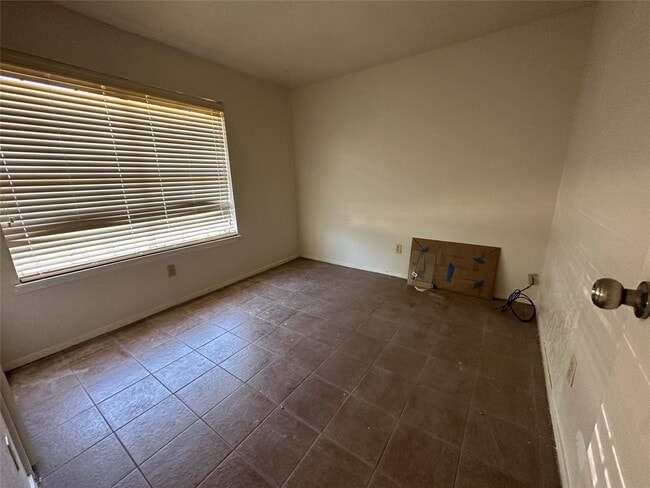 Photo - 14846 Waterside Dr