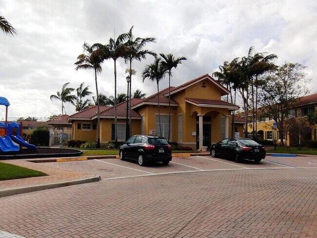 Photo - 1904 SW 60th Ave