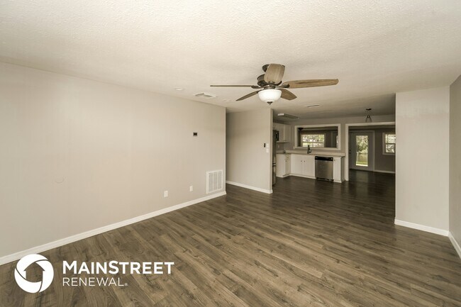 Photo - 8107 Blue Finch Way