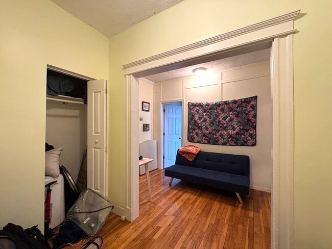 Photo - 1645 Commonwealth Ave Unidad 1