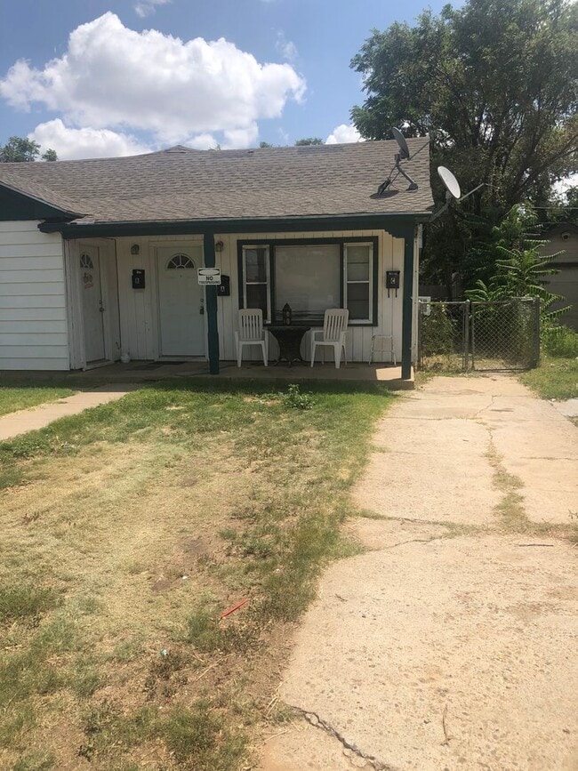 Photo - 919 S Bryan St Unidad 919 S. Bryan St.  A