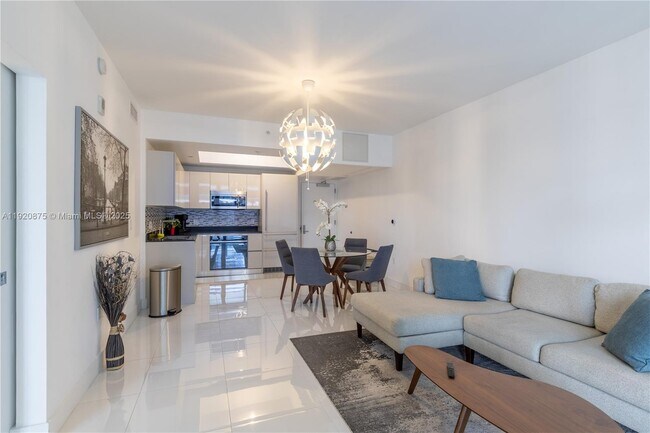 Photo - 1010 Brickell Ave Unit 4207