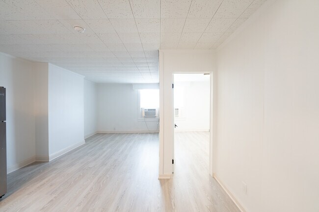 Photo - Flats of Saint Paul