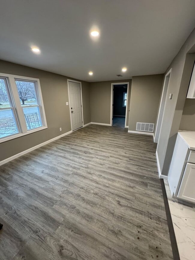 Photo - 1949 Beck St