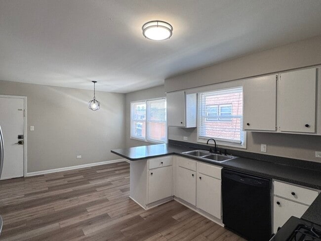 Photo - 43 W Ann St Unit 2