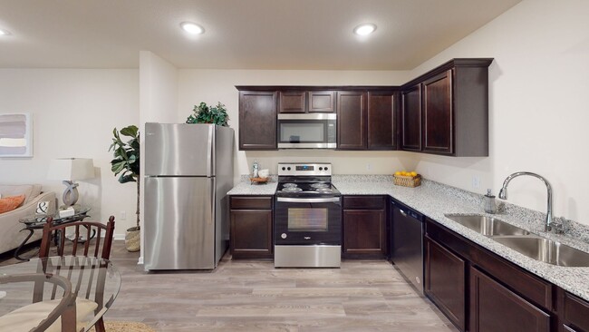 Building Photo - The Ranch On Rhones Quarter Rental