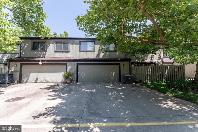 Photo - 3142 Babashaw Ct Townhome