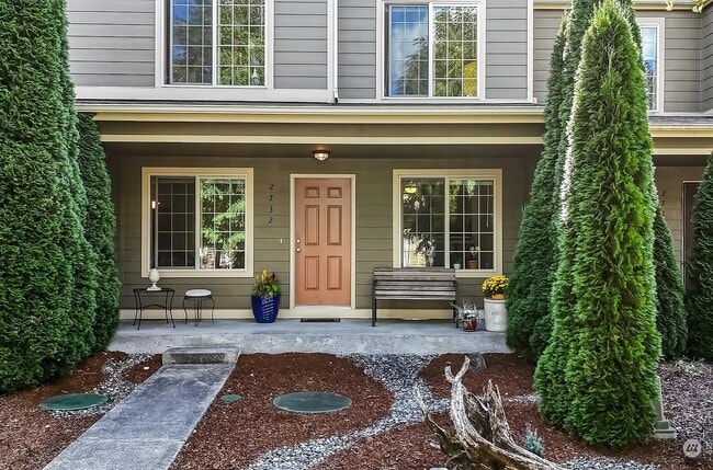 Photo - 2732 Hidden Springs Loop SE