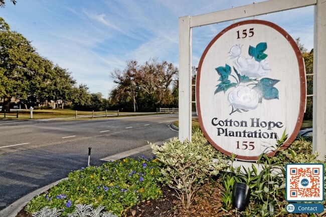 Building Photo - Upgraded North End Villa - Cotton Hope Community!