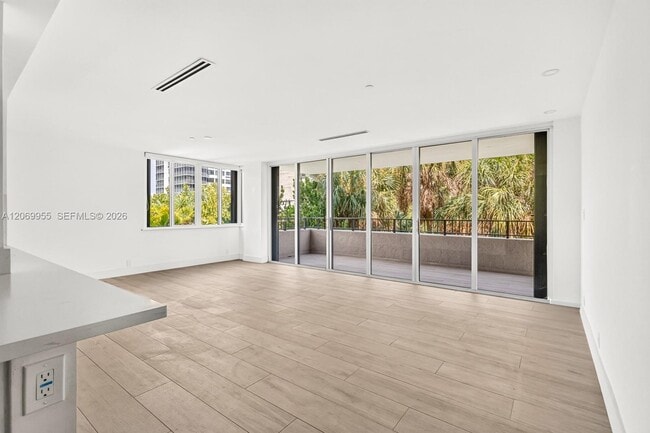Photo - 251 Crandon Blvd Unit 210