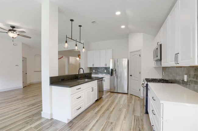 Photo - 13620 Glen Mark Dr