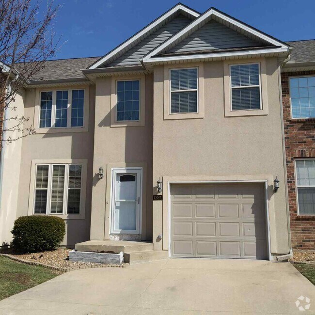 Building Photo - 1221 Dustins Way Rental