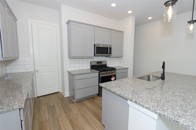 Photo - 1443 Park Path Dr