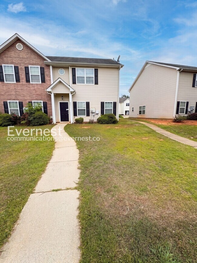 Photo - 8631 Thomas Ln