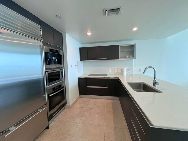 Photo - 17001 Collins Ave Unit 1806