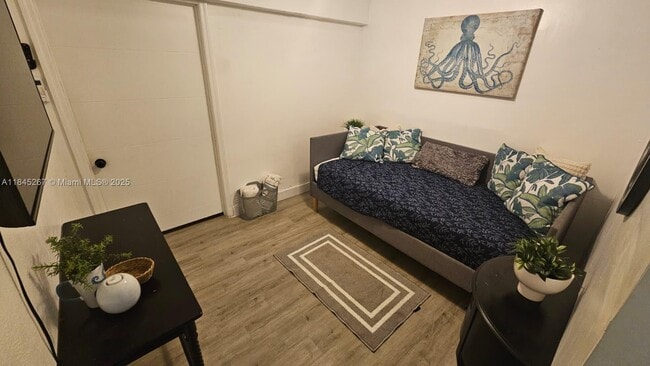 Photo - 1836 Roosevelt St