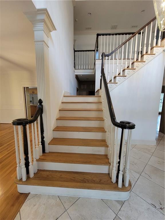 Photo - 2811 Hawthorne Dr NE