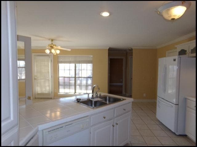 Photo - 103 Miramar Dr