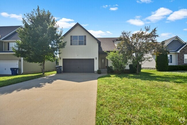 Building Photo - Pet Friendly Four Bedroom! Rental