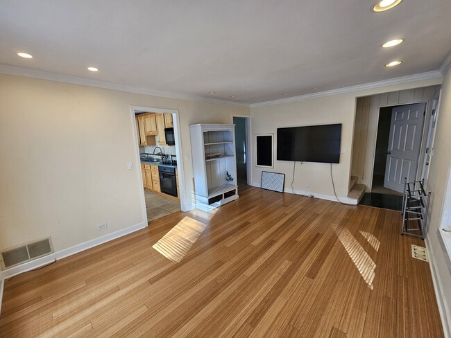 Photo - 1N670 River Dr