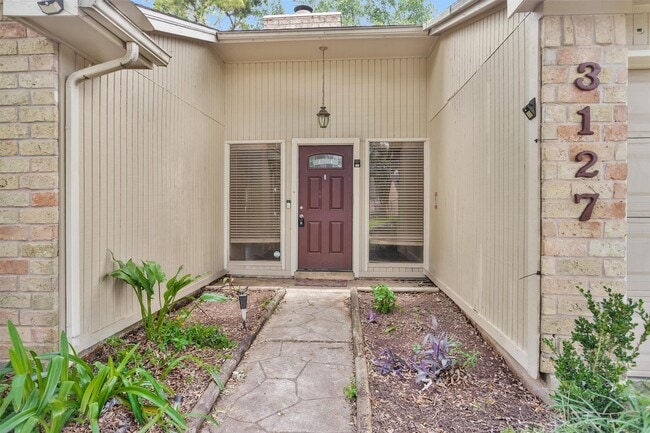 Photo - 3127 Wagon Trail Dr