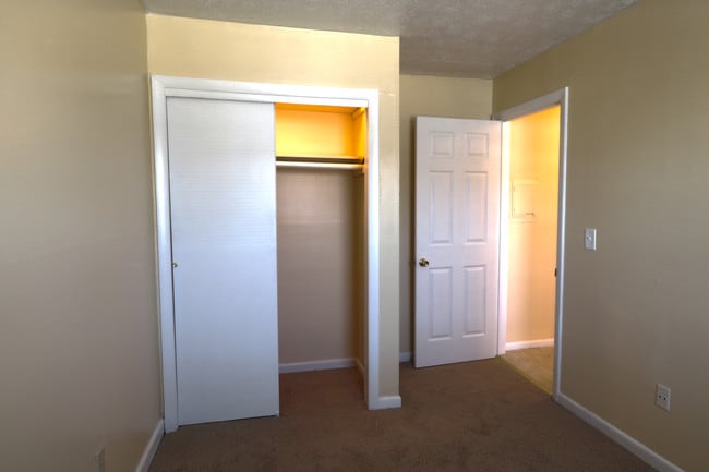 Grove Hill Apartments