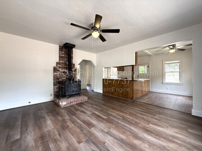 Photo - 1240 Chestnut St