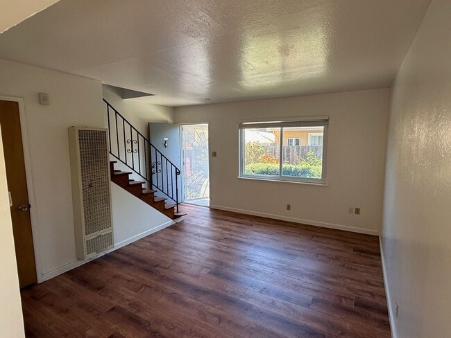 Photo - 5124 McBryde Ave Unidad 5126
