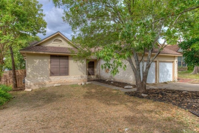 Photo - 1710 Woodwind Ln