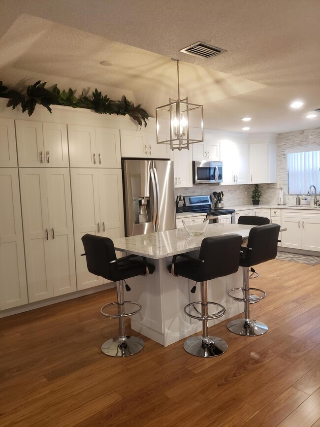 Photo - 6021 SE Landing Way Condo Unit Bldg 2 #2