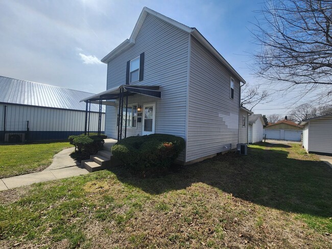 Photo - 2 Bedroom Home on the Southside