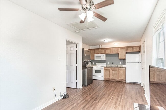 Photo - 3008 Wichita St Casa