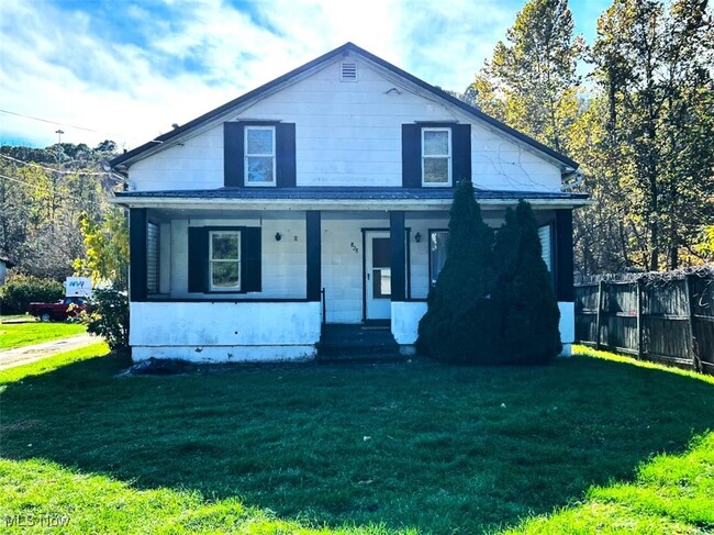 Building Photo - 828 Cove Rd Unit T