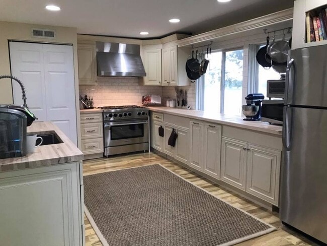 Photo - 41305 N Bayside Dr