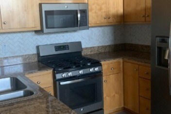 Kitchen - 289 3rd St Apartment Unit 1