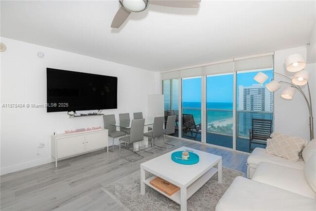 Building Photo - 1830 S Ocean Dr Unit 1830 S Ocean Dr  1605 Rental