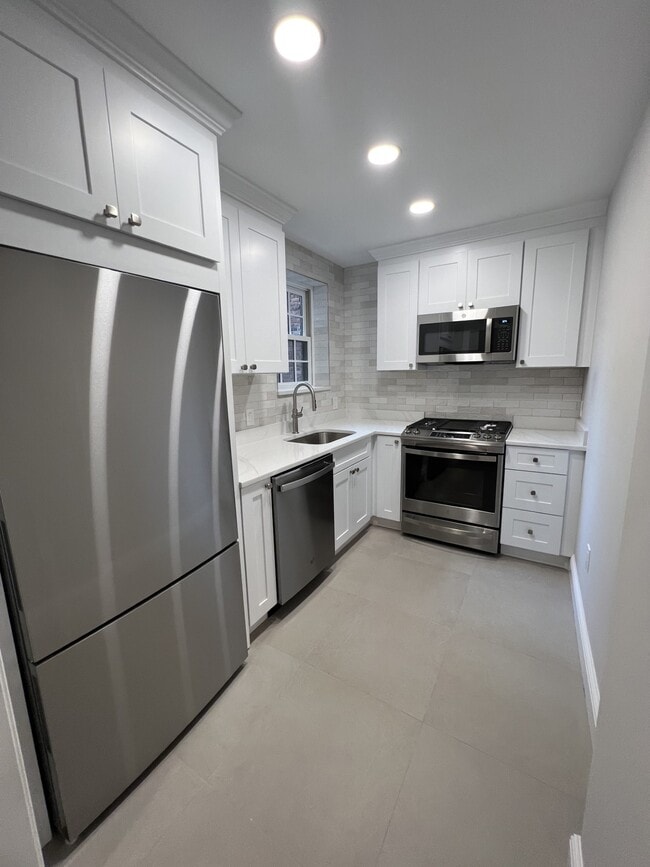 Photo - 35 Park St Unit 2