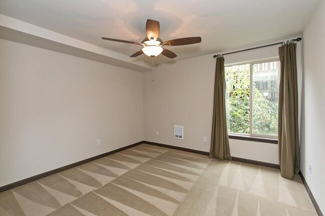 Photo - 3661 Phinney Ave N Unit Apt 104