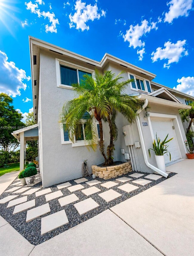 Photo - 1428 SW 47th Ave