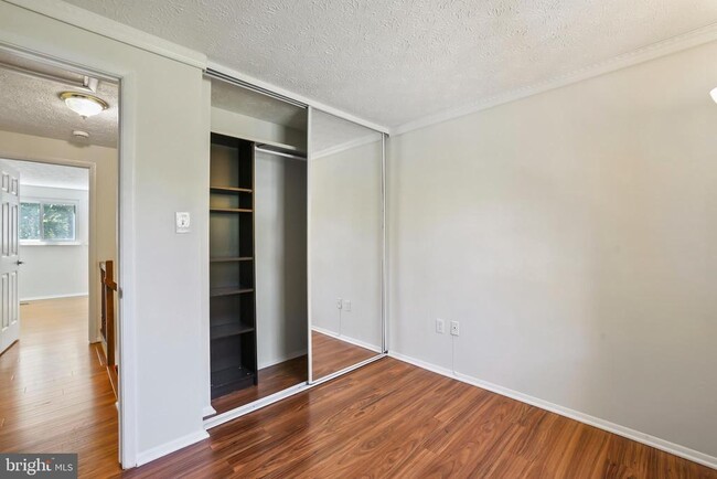 Building Photo - 3737 Castle Terrace Rental