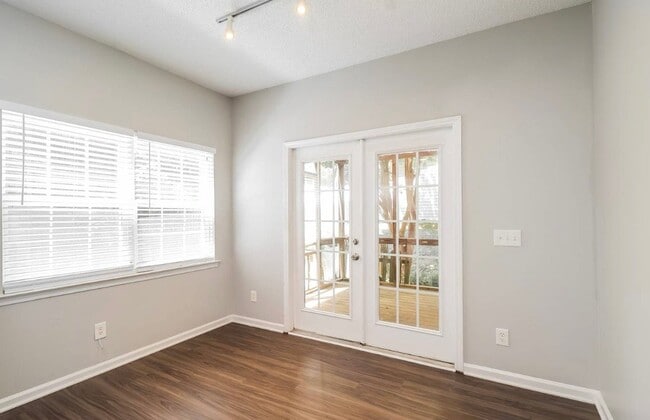Photo - 3441 Betterton Ln