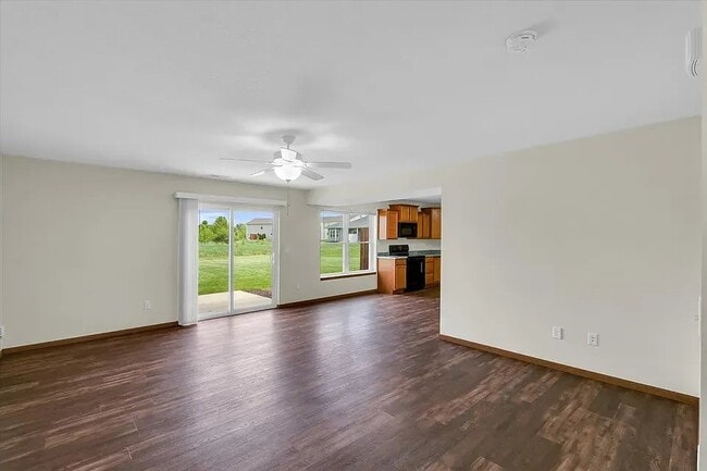 Building Photo - 1509 Stonebluff Ct