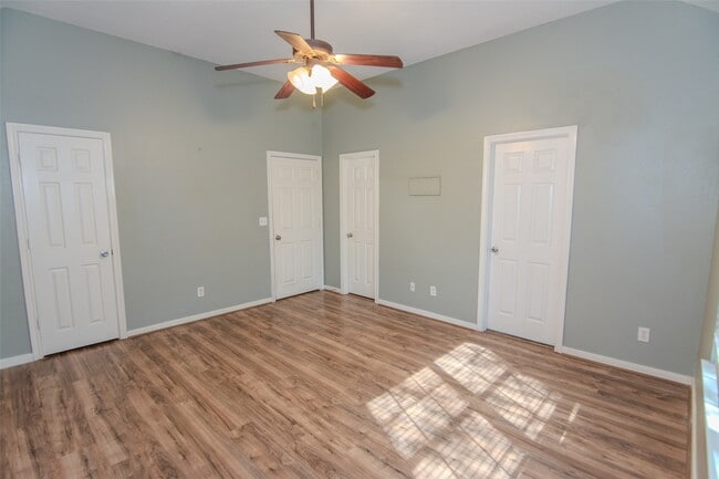 Photo - 13570 Miller Ln