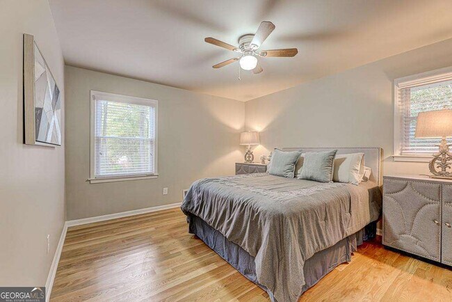 Photo - 1185 Lake Colony Dr