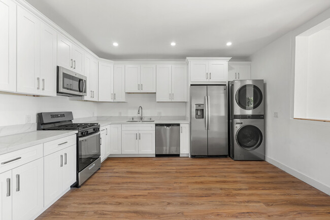 Photo - 1301 N Poinsettia Pl Apartments Unit 1301