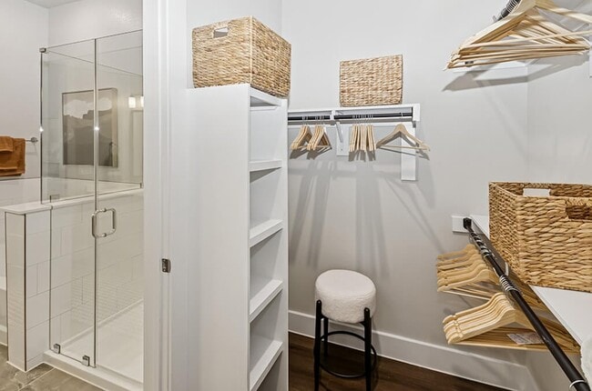 The Waylon Apartments & Townhomes