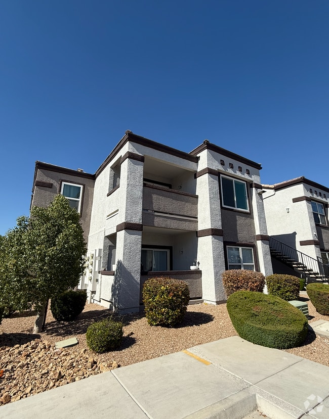 Building Photo - 7255 W Sunset Rd Unit 2109 Rental
